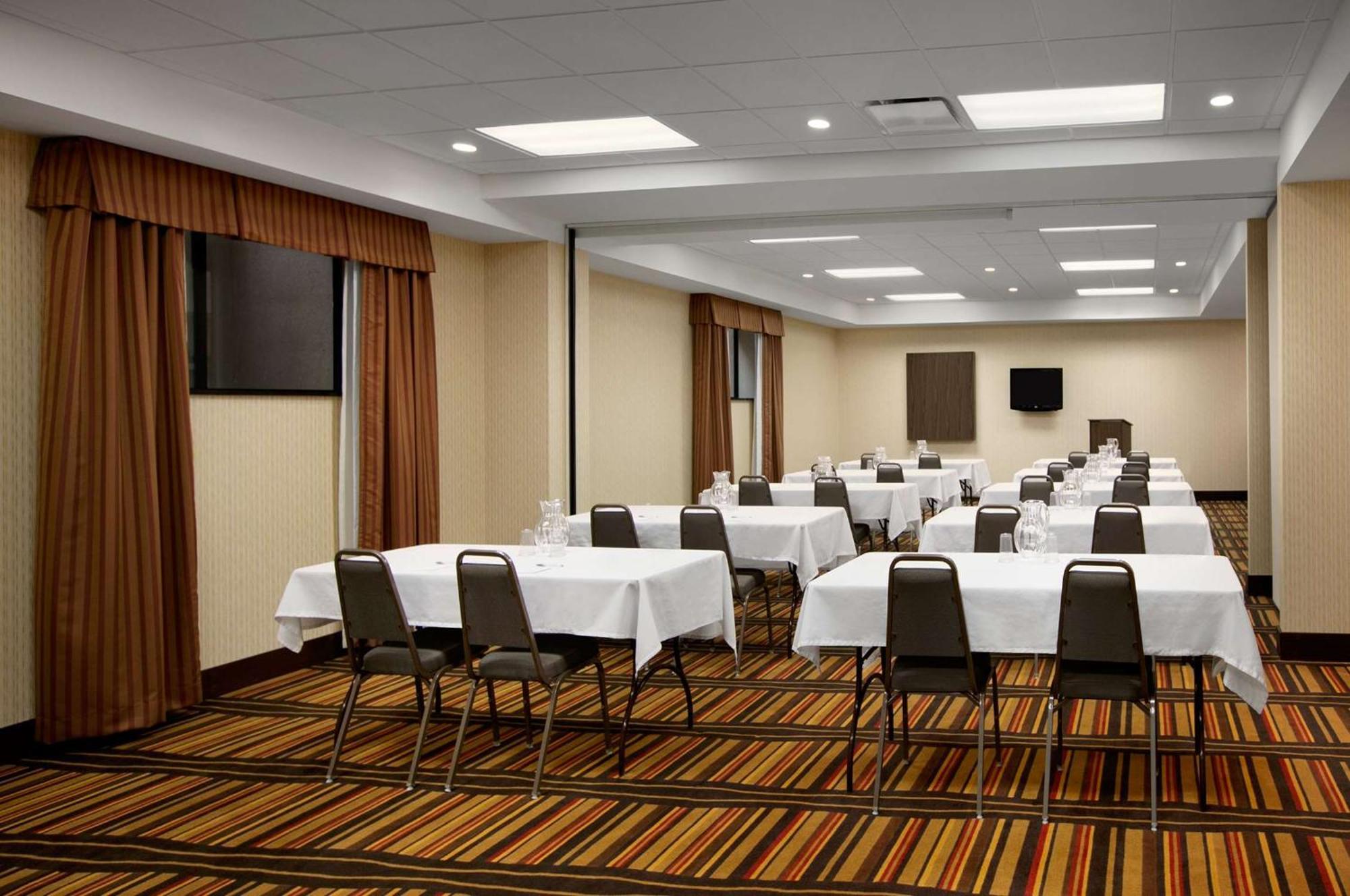 Hampton Inn Limerick Eksteriør billede