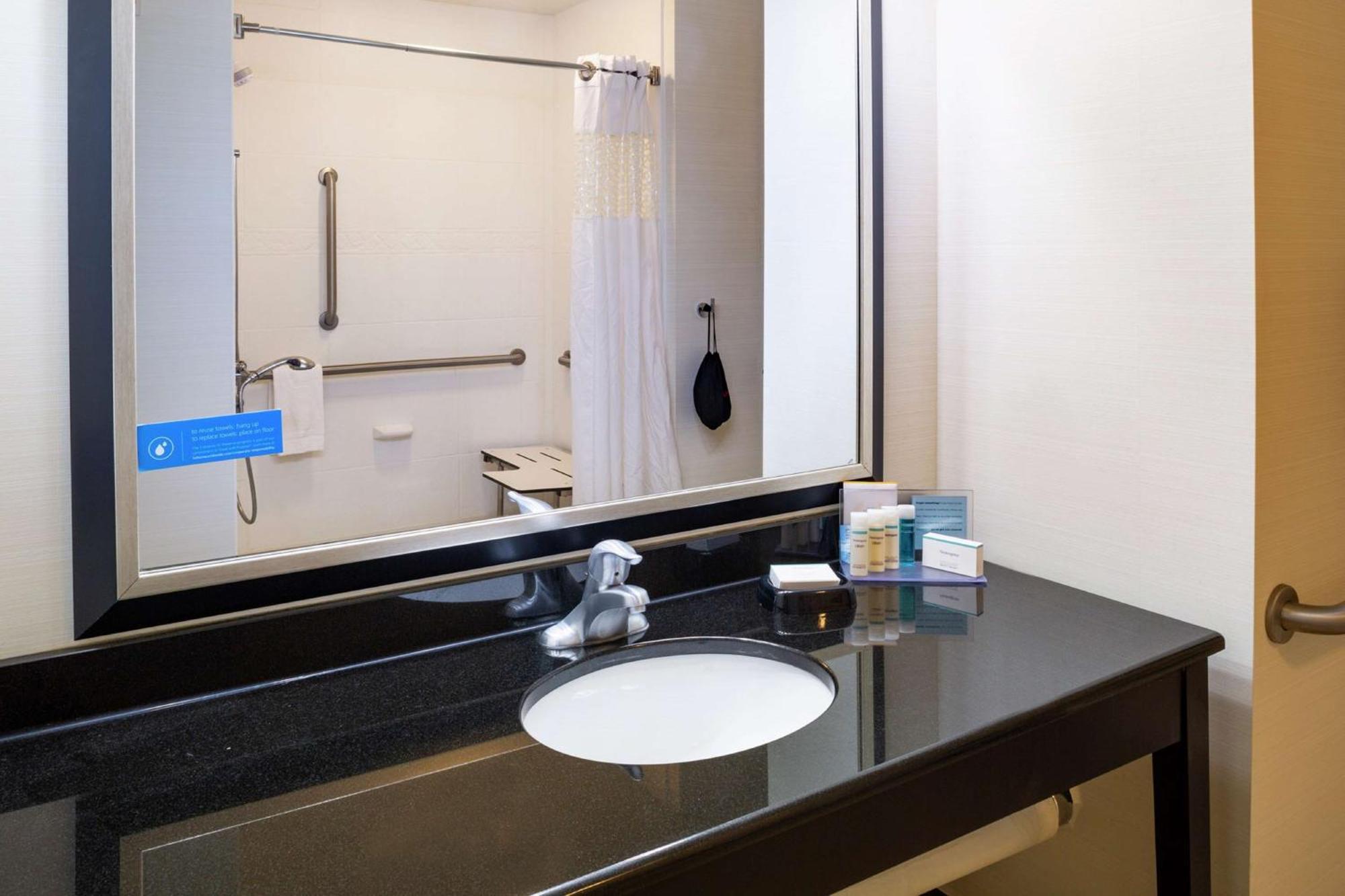 Hampton Inn Limerick Eksteriør billede
