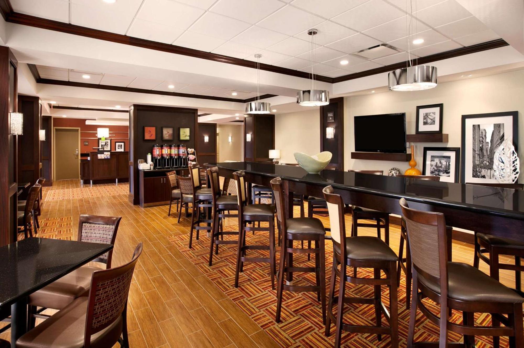 Hampton Inn Limerick Eksteriør billede